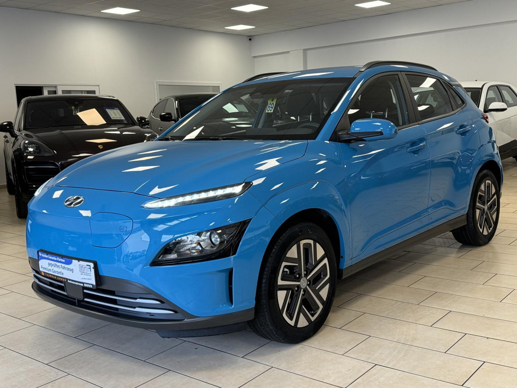 Hyundai Kona Select 2WD