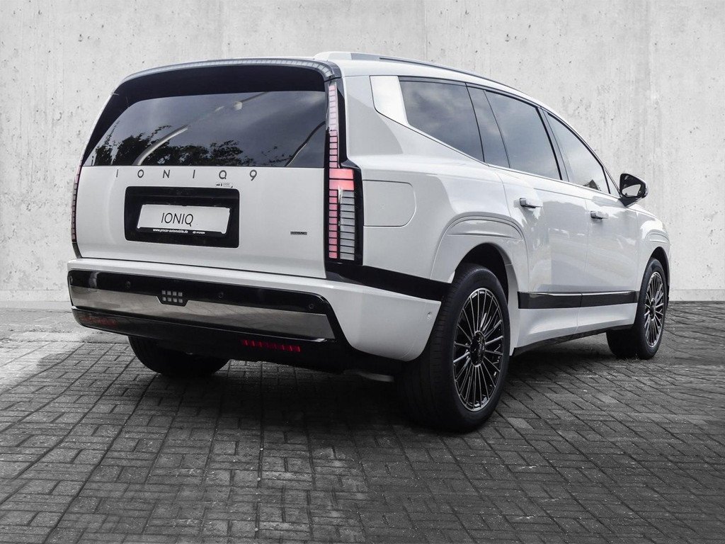 Hyundai IONIQ 9