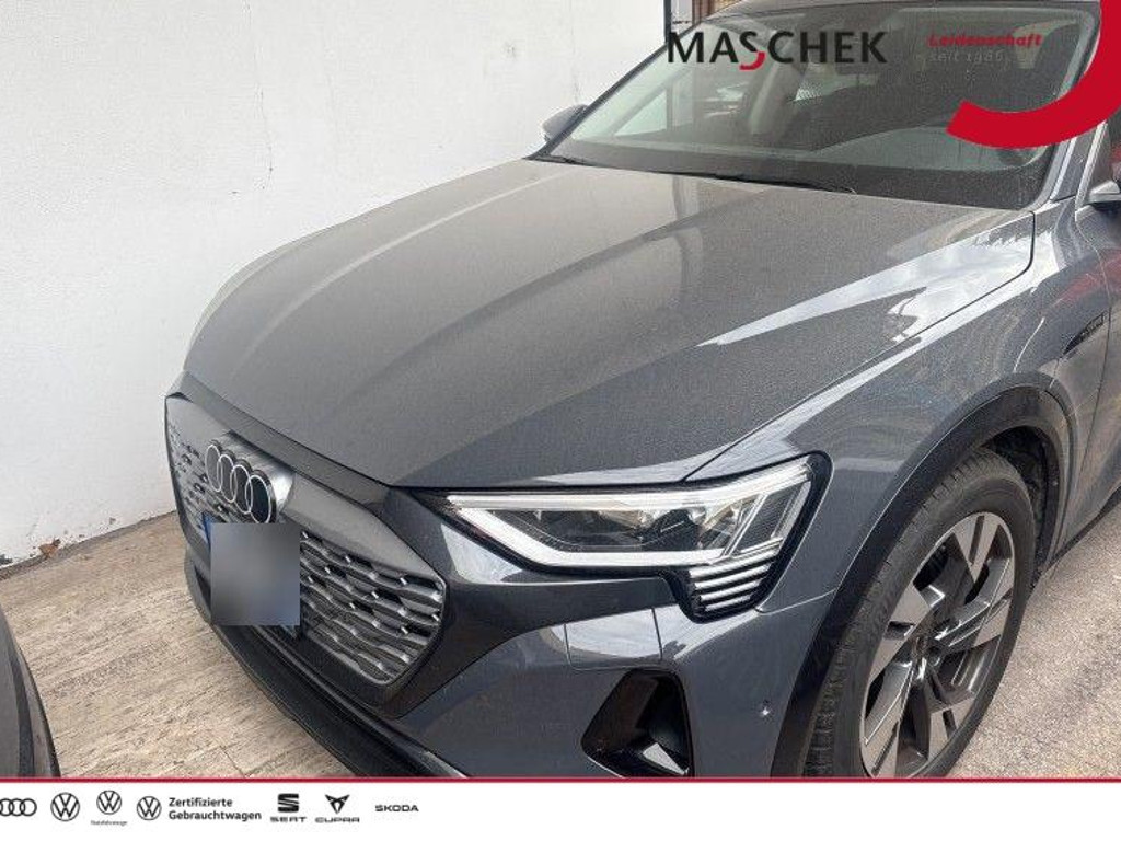 Audi Q8 e-tron Quattro 50