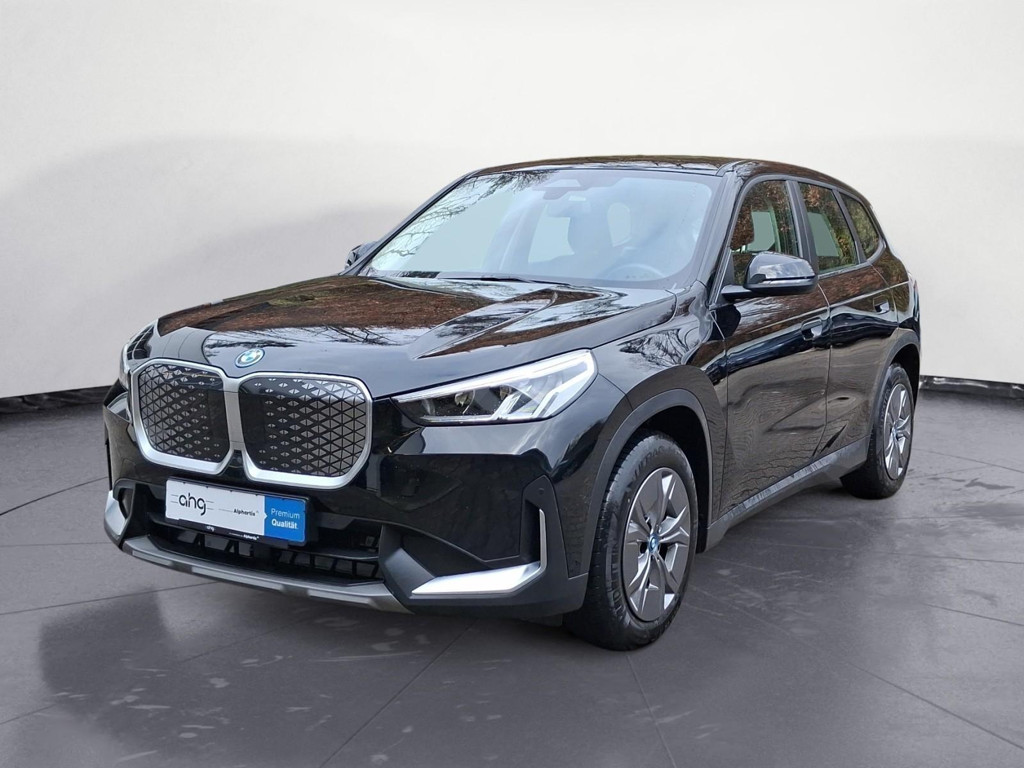 BMW iX1 xDrive30