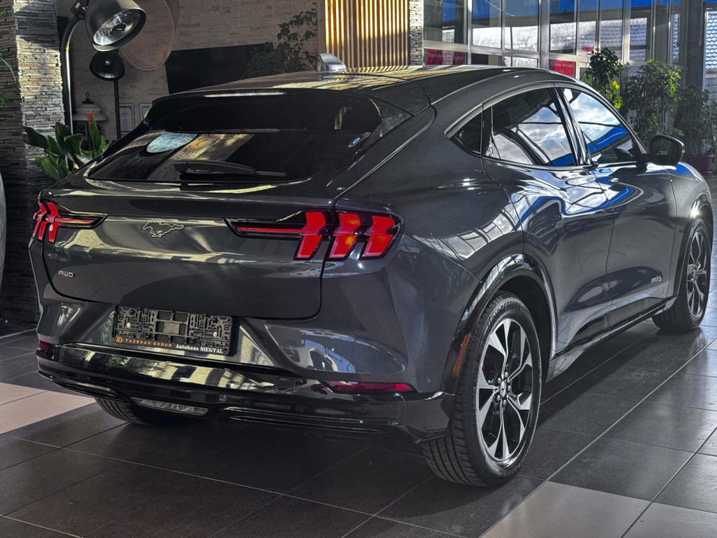Ford Mustang Mach-E