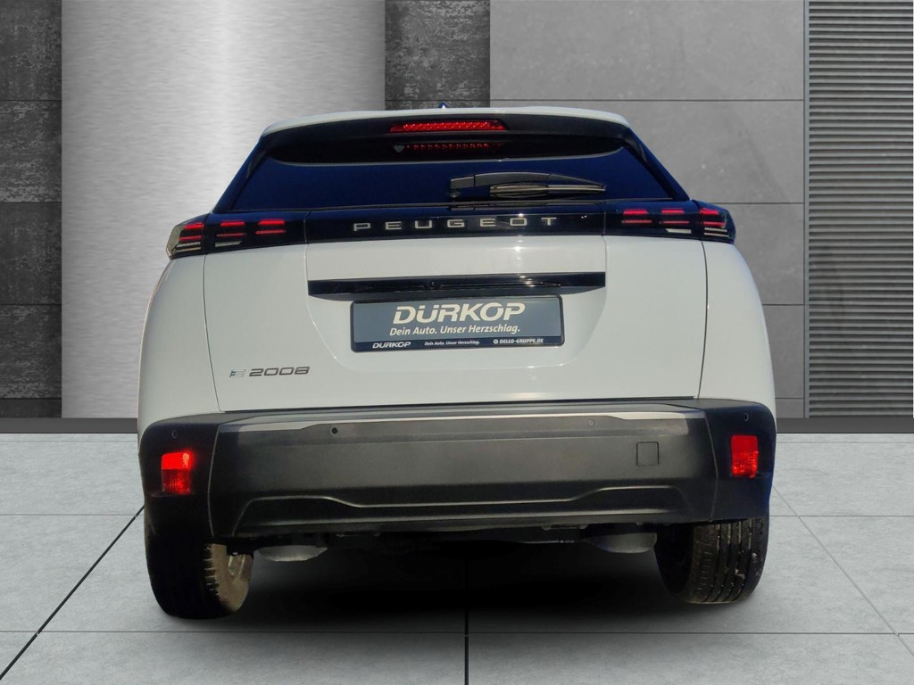 Peugeot e-2008