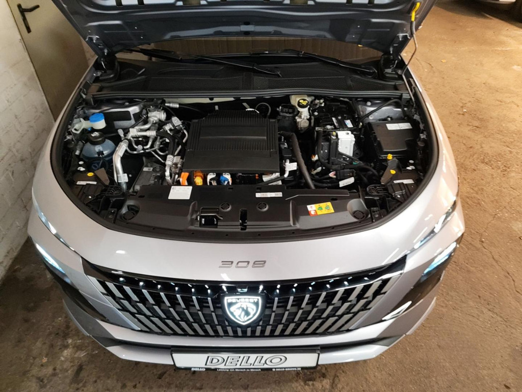 Peugeot e-308