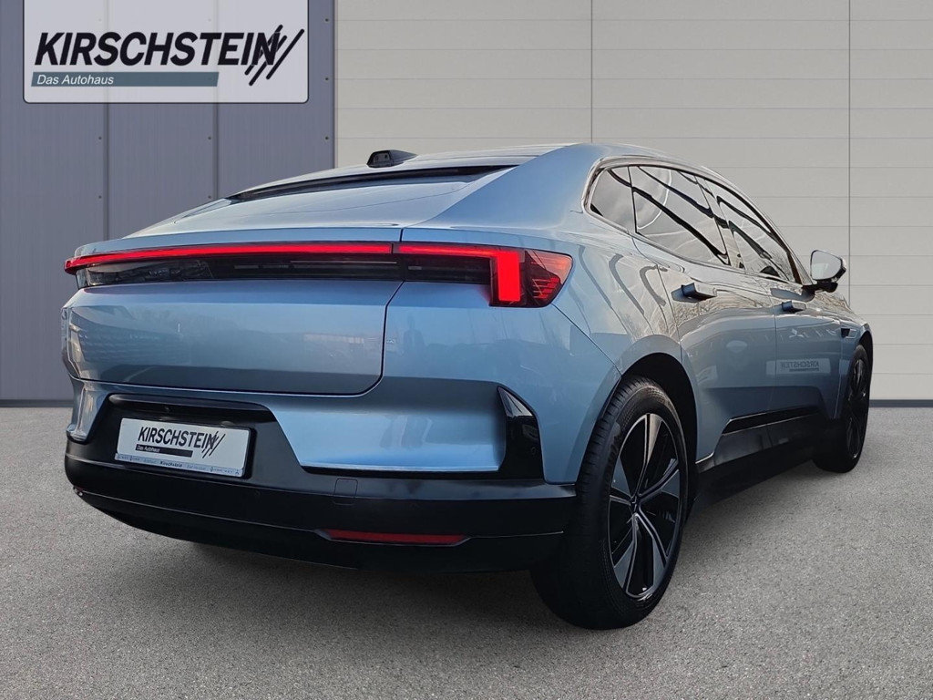 Polestar 4