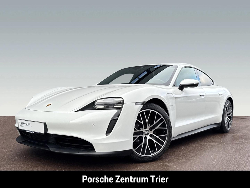 Porsche Taycan BOSE Luftfederung Rückfahrkamera 20-Zoll