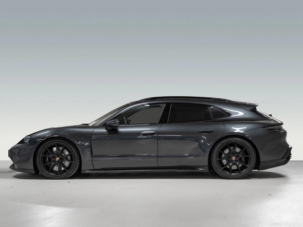 Porsche Taycan GTS Sport Turismo