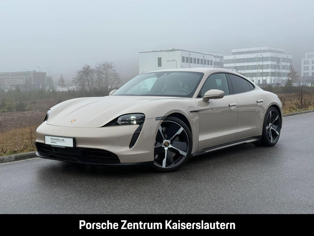 Porsche Taycan 4S