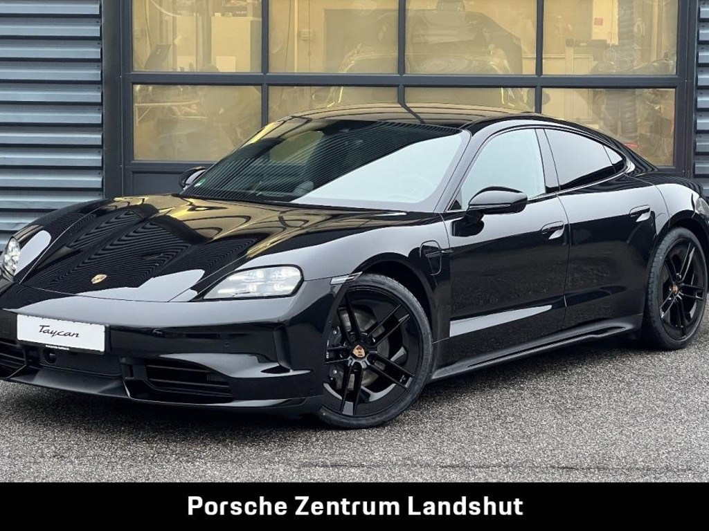 Porsche Taycan Black Edition 4