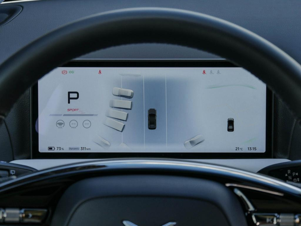 Xpeng G9