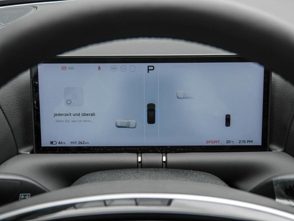 Xpeng G9