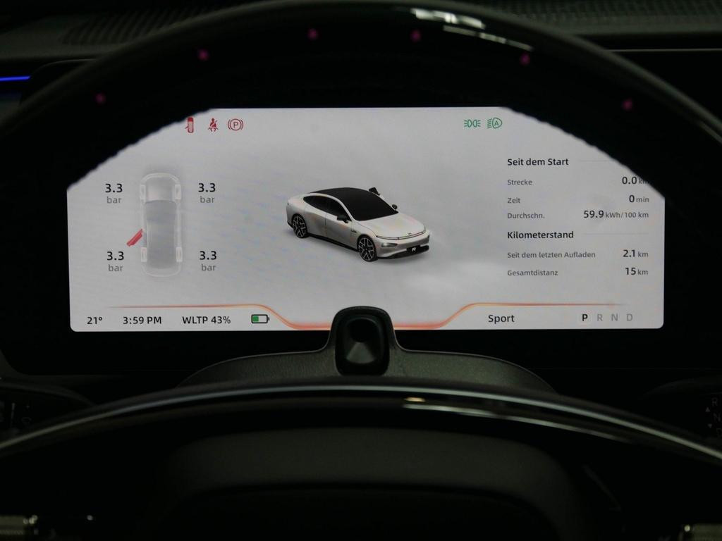 Xpeng P7