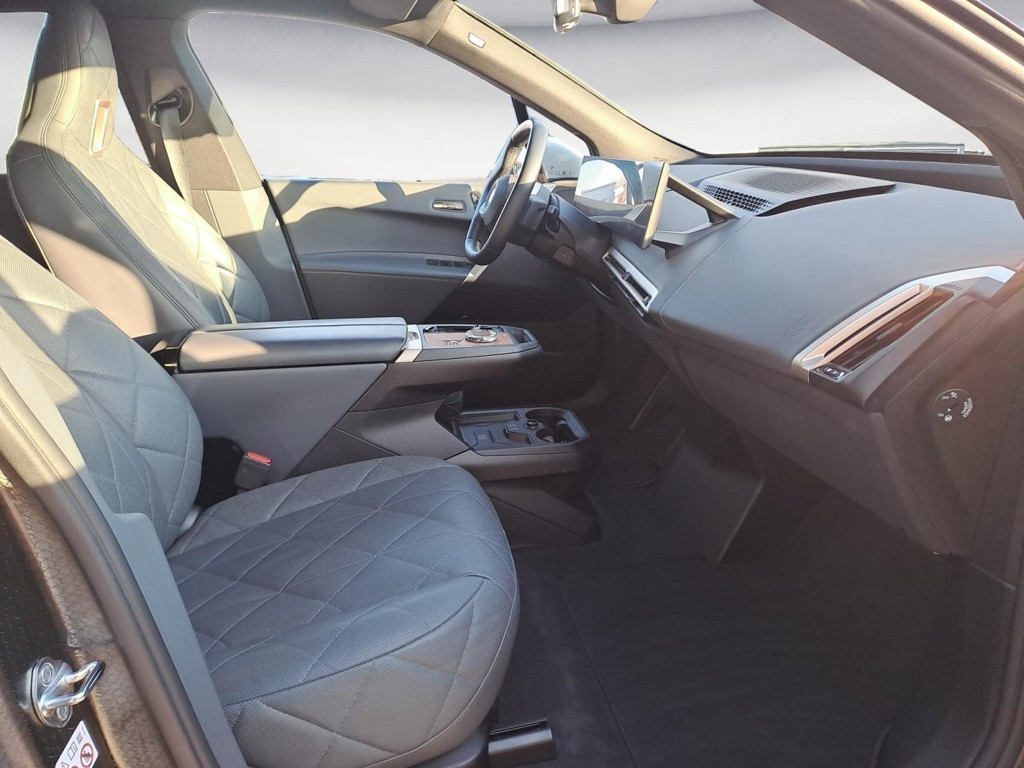 BMW iX xDrive40