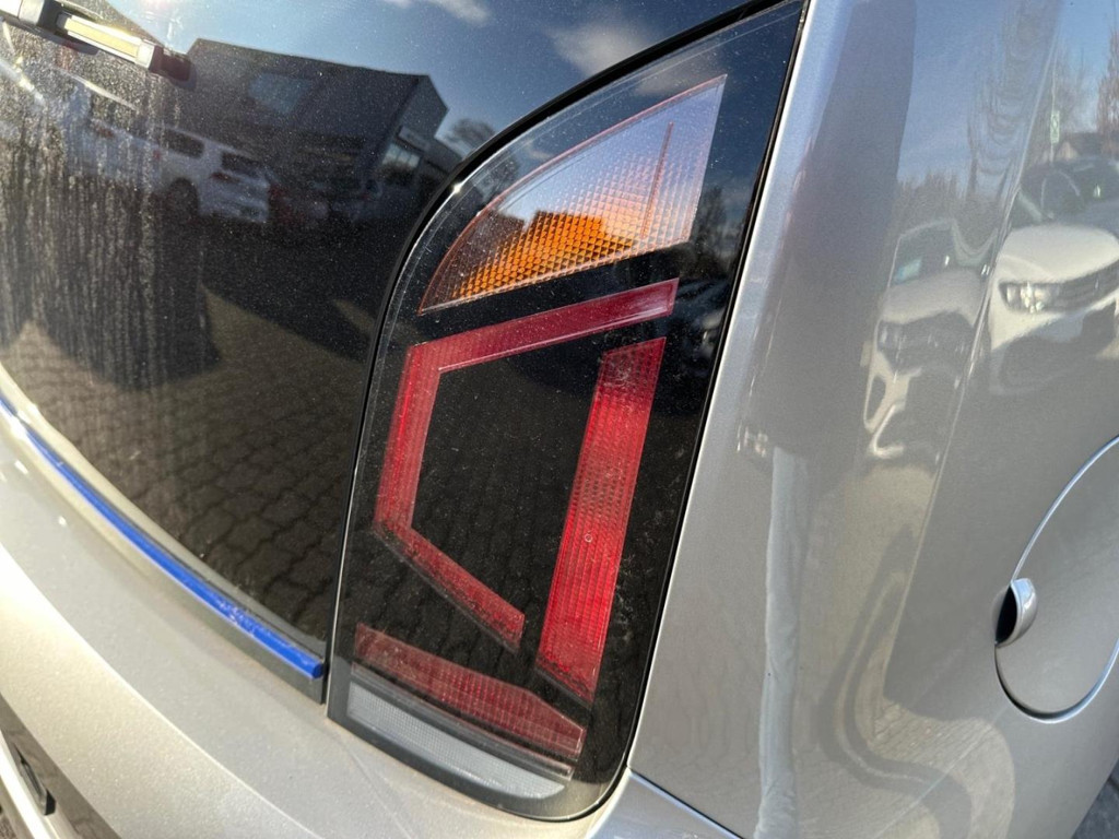Volkswagen e-up!