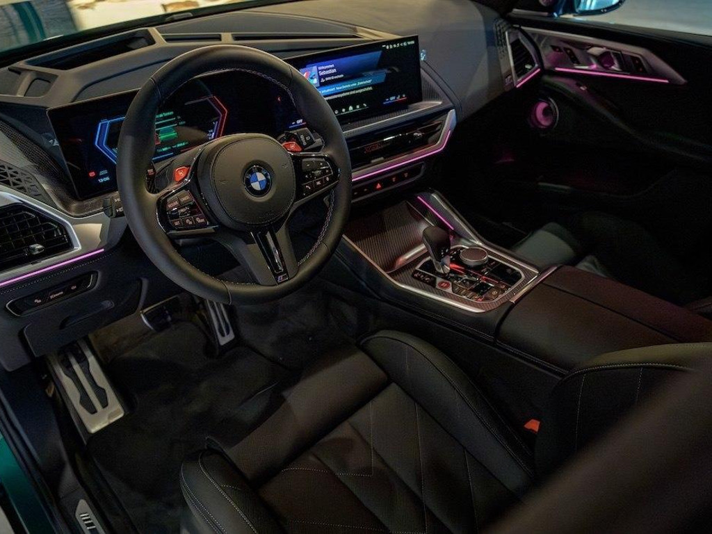 BMW XM