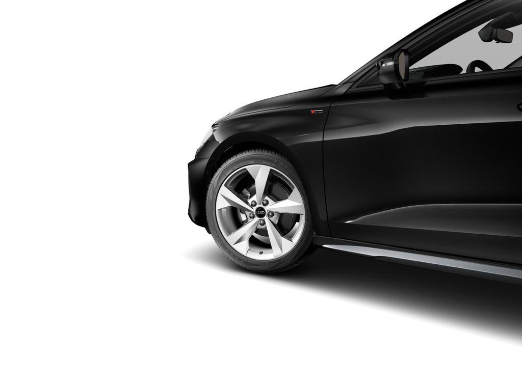 Audi A3 Sportback Sedan S-Line S-Tronic 35 TFSI