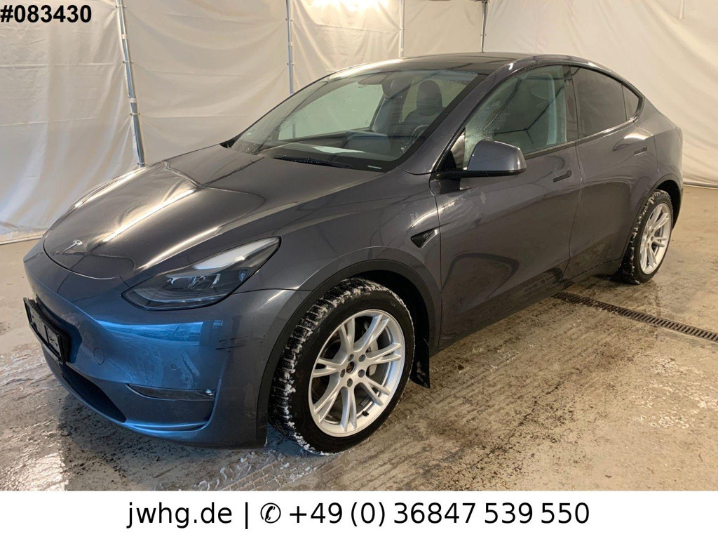Tesla Model Y Dual Motor AWD