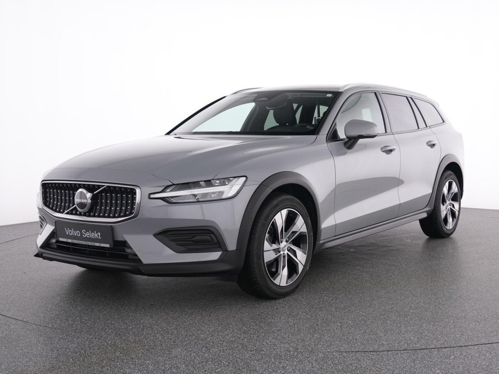 Volvo V60 Cross Country AWD Plus