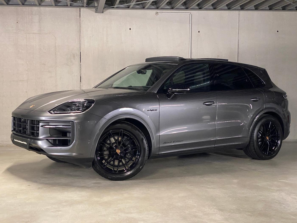 Porsche Cayenne E-Hybrid Black Edition