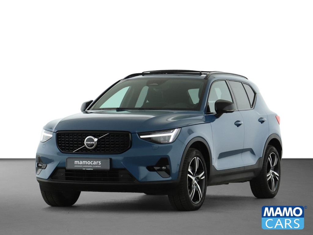 Volvo XC40 Plus Dark