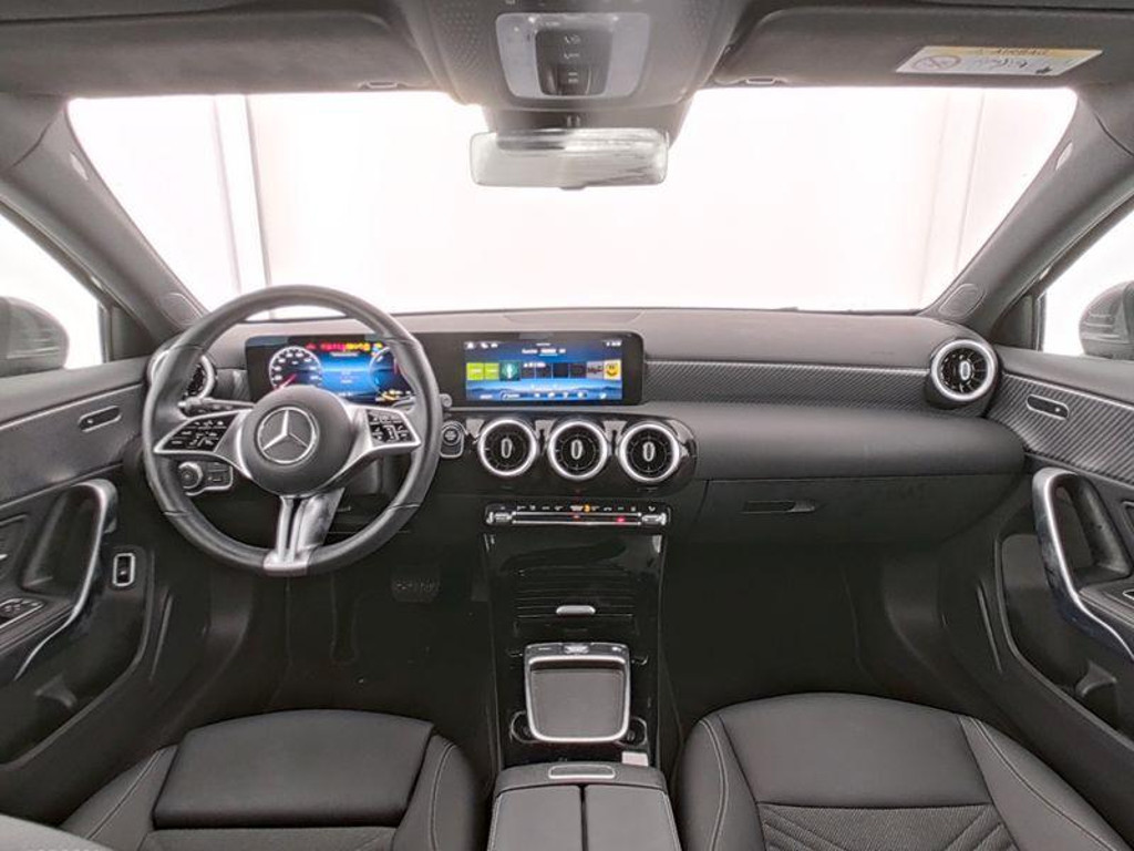 Mercedes-Benz A-Klasse A 250 A 250 e Progressive