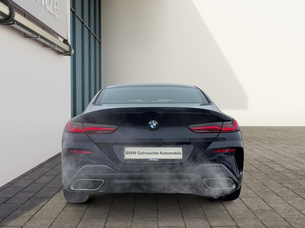 BMW M850