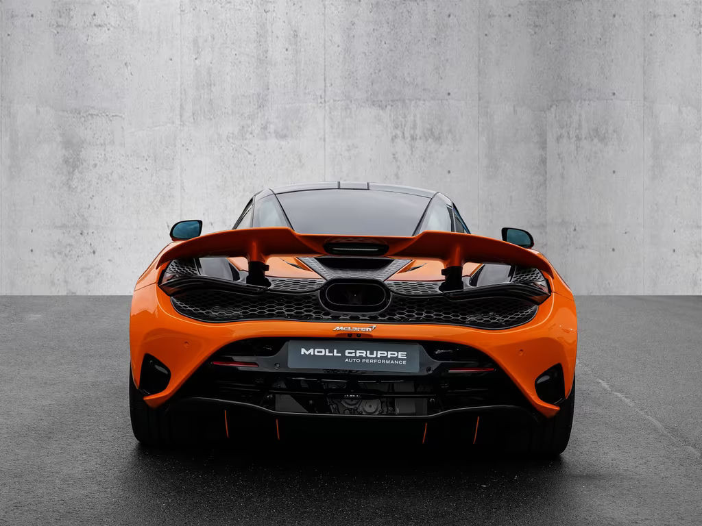 McLaren 750S