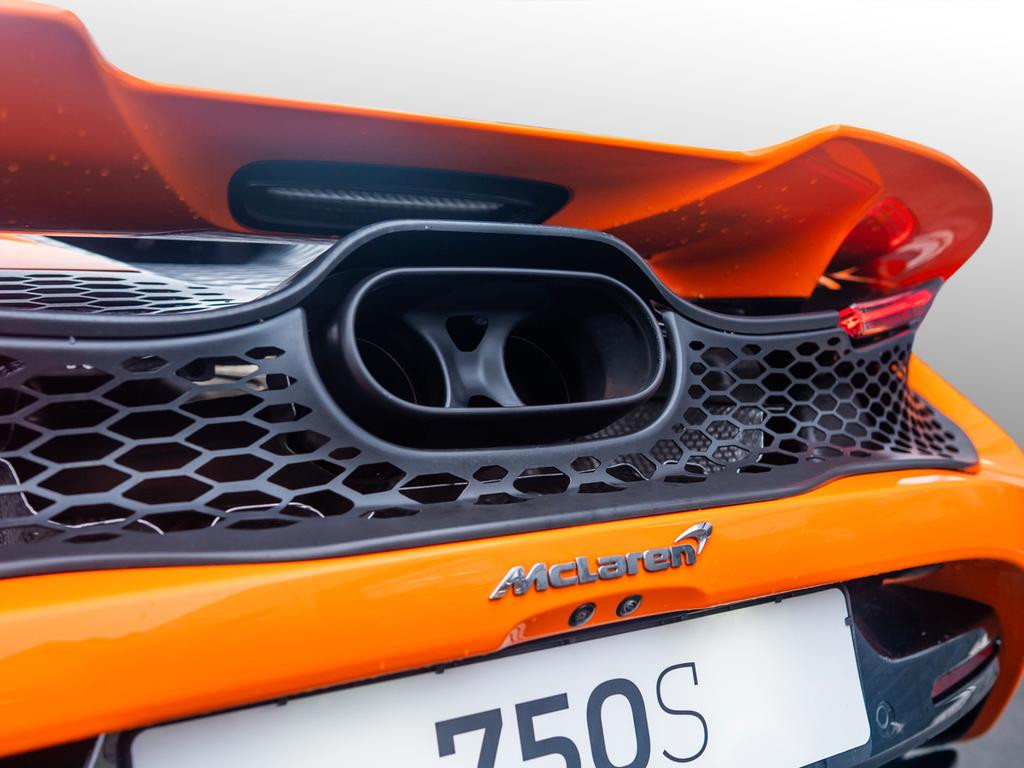 McLaren 750S