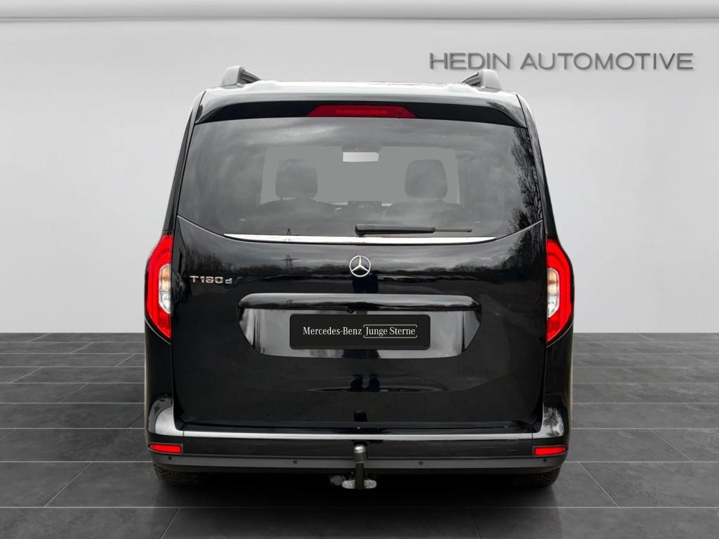 Mercedes-Benz T 180