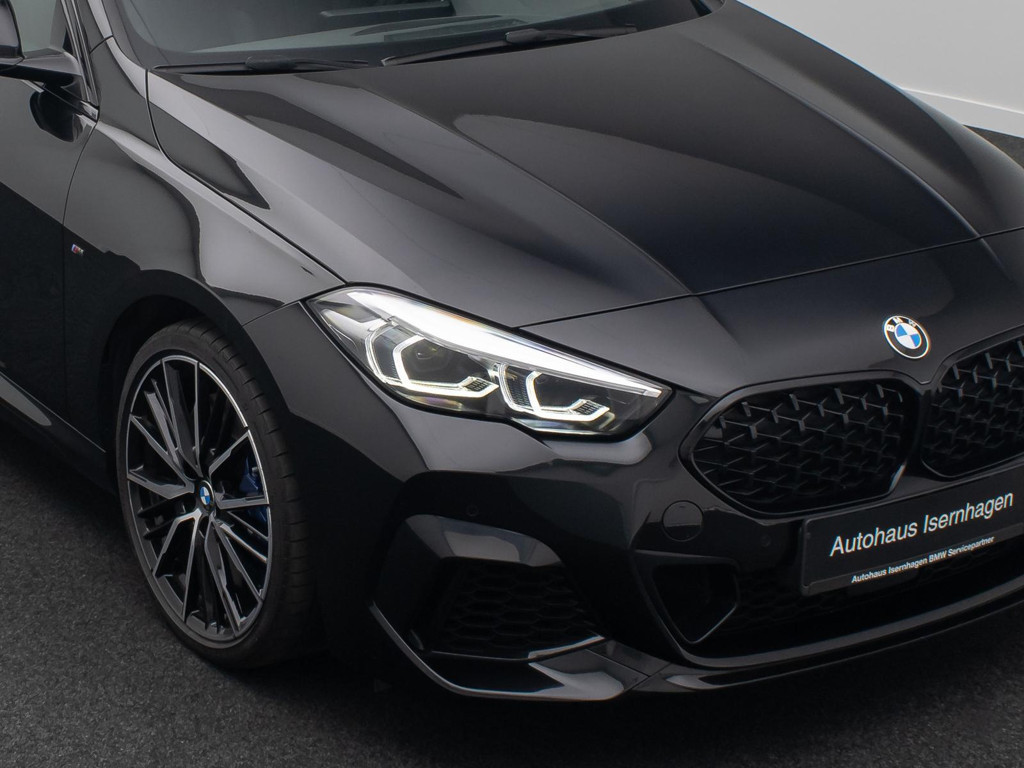 BMW M235