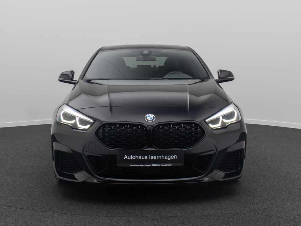 BMW M235