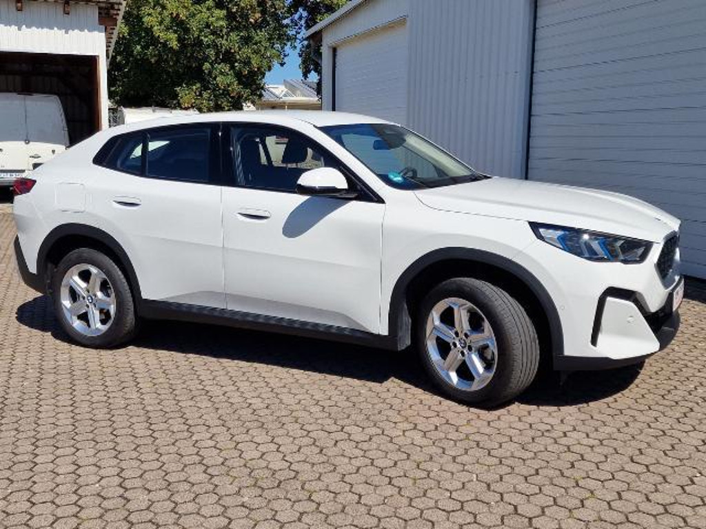 BMW X2