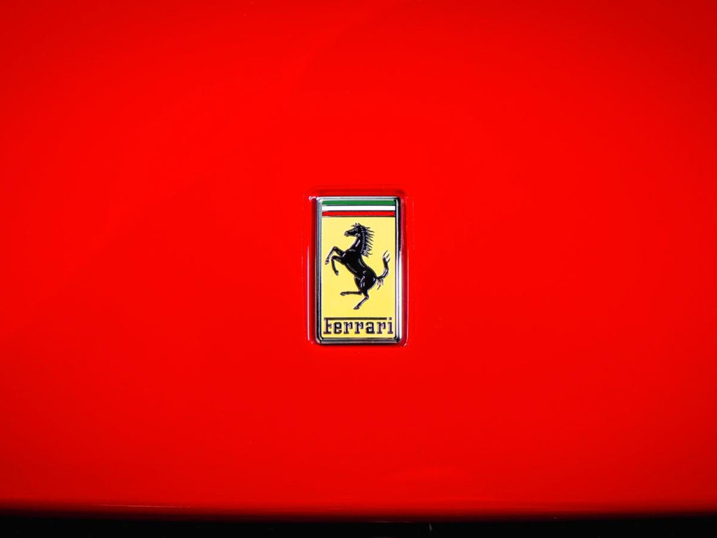 Ferrari 812