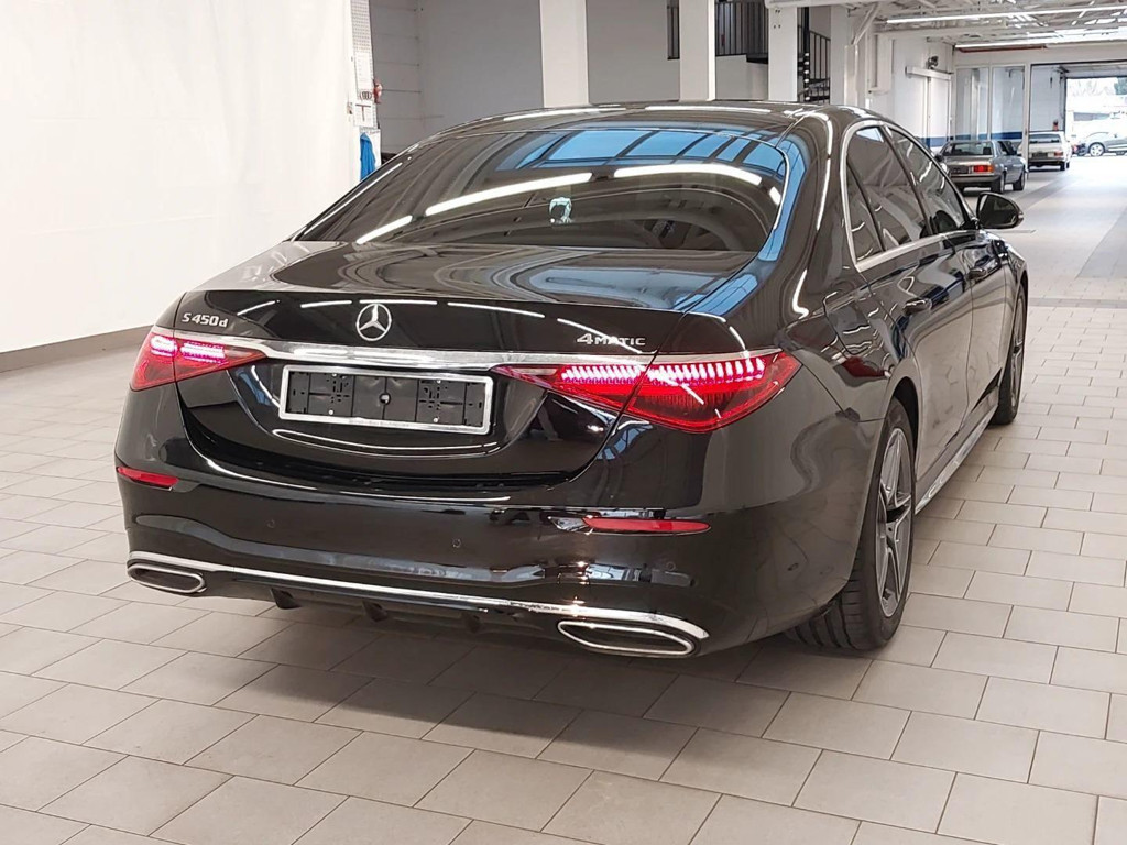 Mercedes-Benz S-Klasse