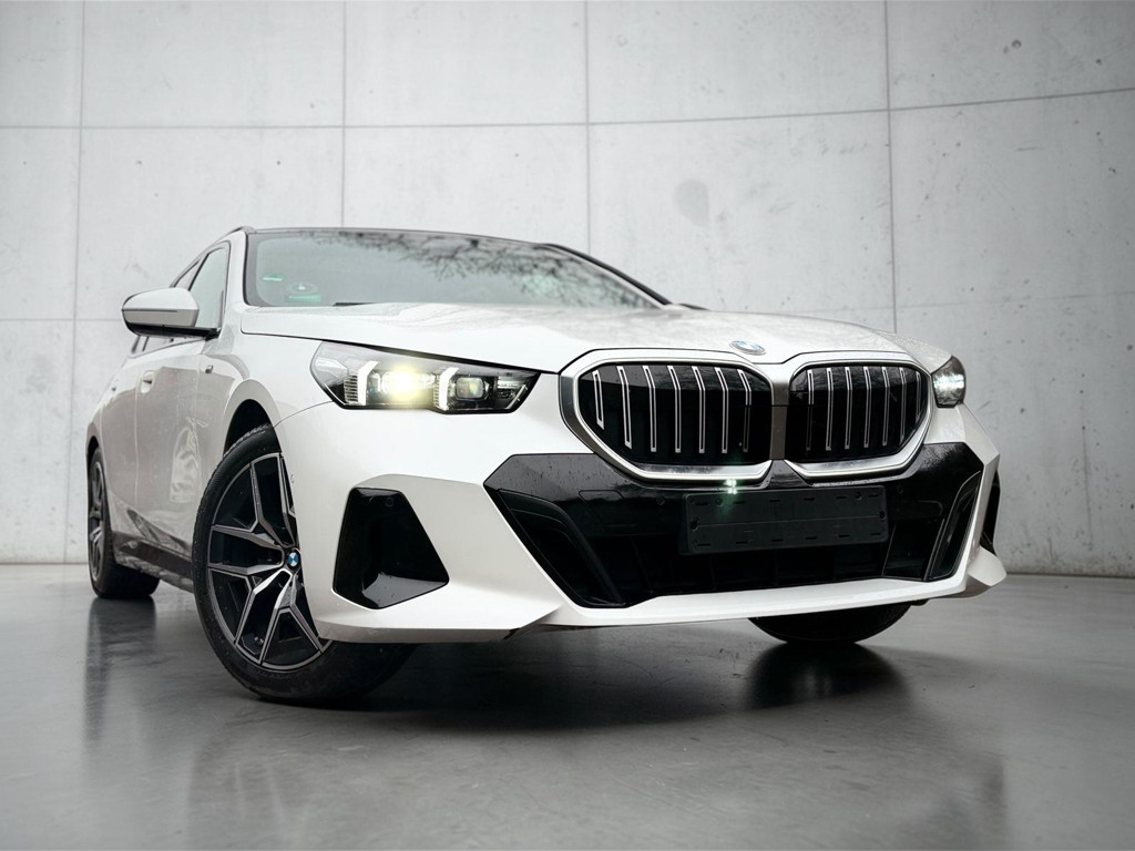 BMW 5 Serie 520 M-Sport xDrive Touring 520d