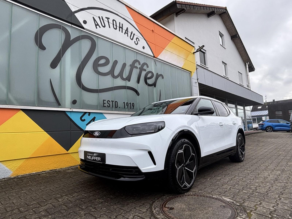 Ford Capri RWD Premium