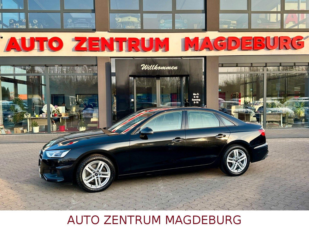 Audi A4 Sedan S-Line 35 TDI