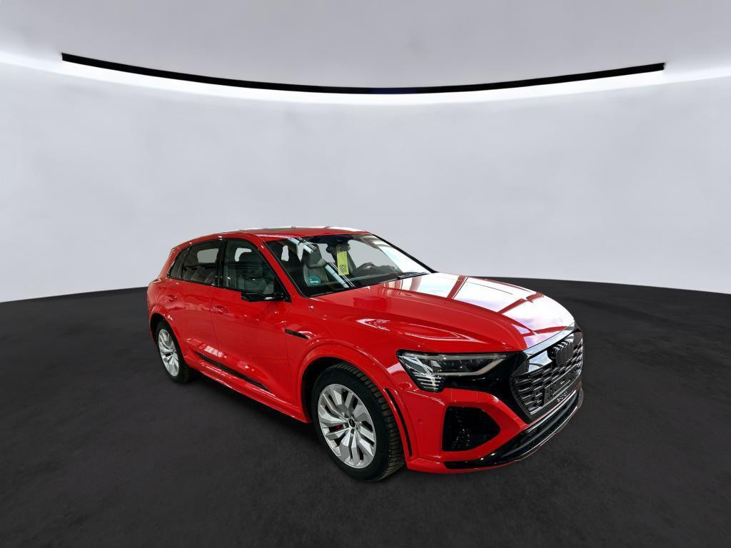 Audi SQ8 e-tron