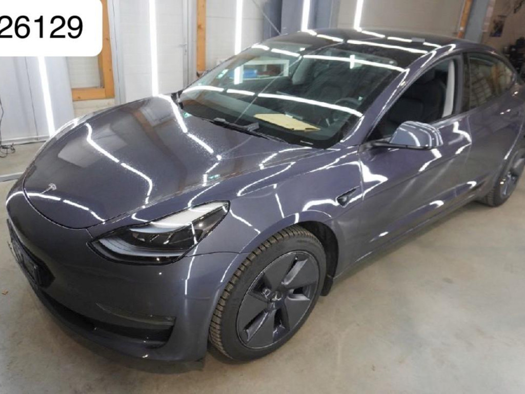 Tesla Model 3 Dual Motor AWD