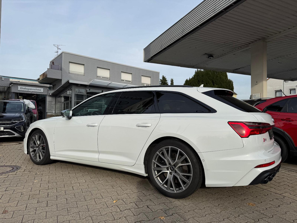 Audi S6