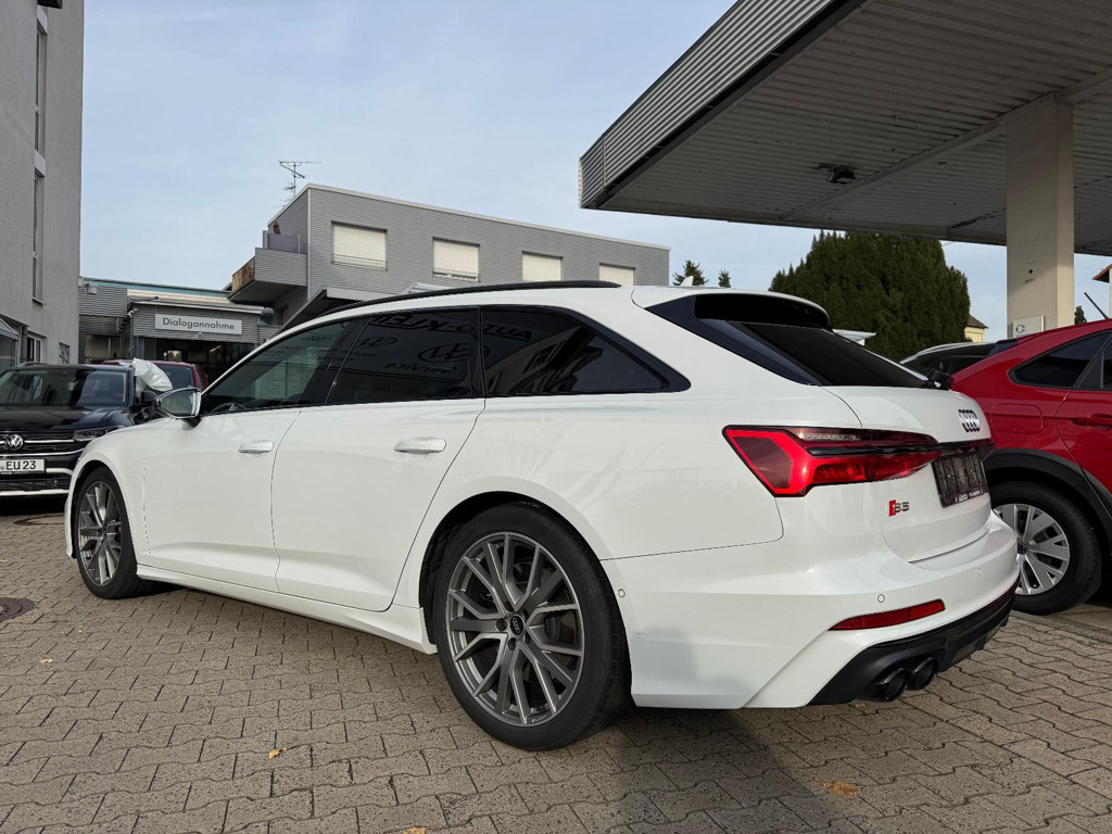 Audi S6