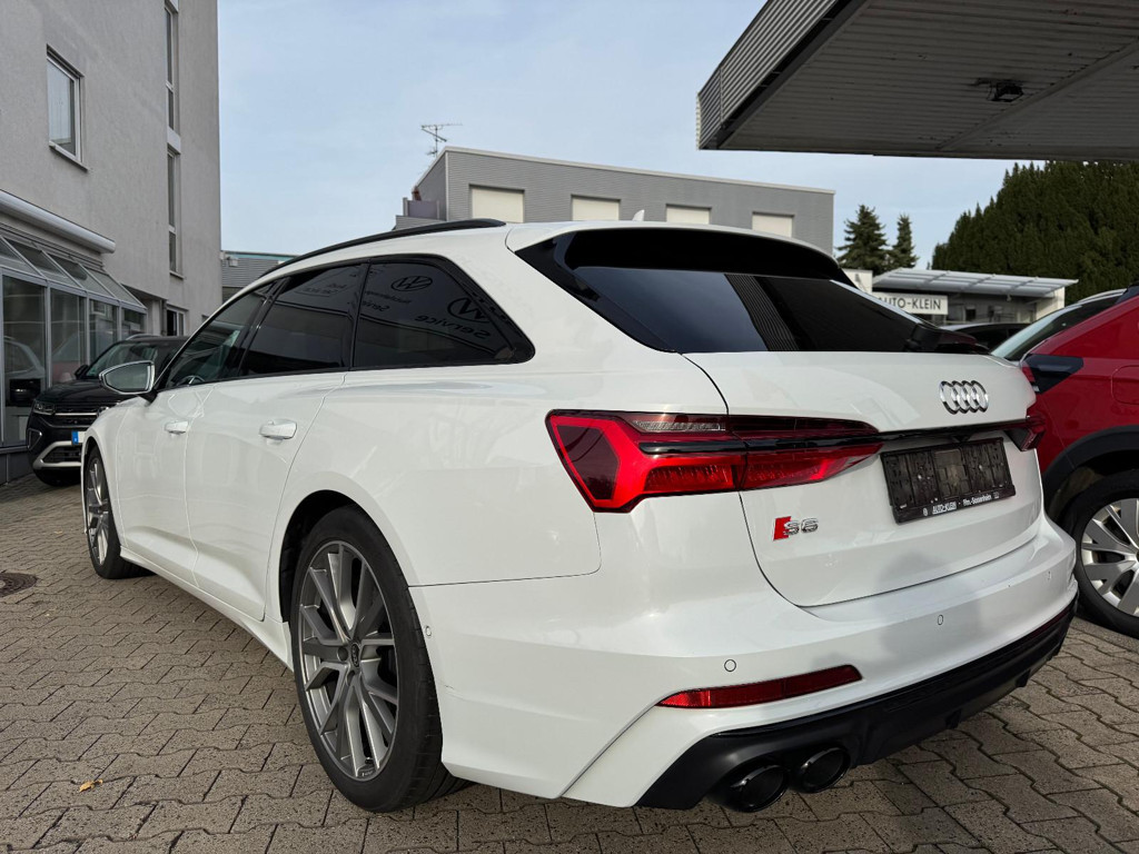 Audi S6