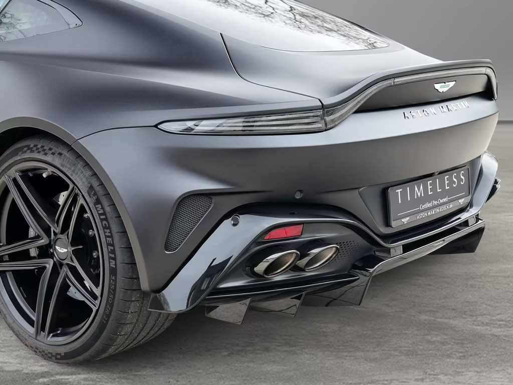 Aston Martin V8 Vantage
