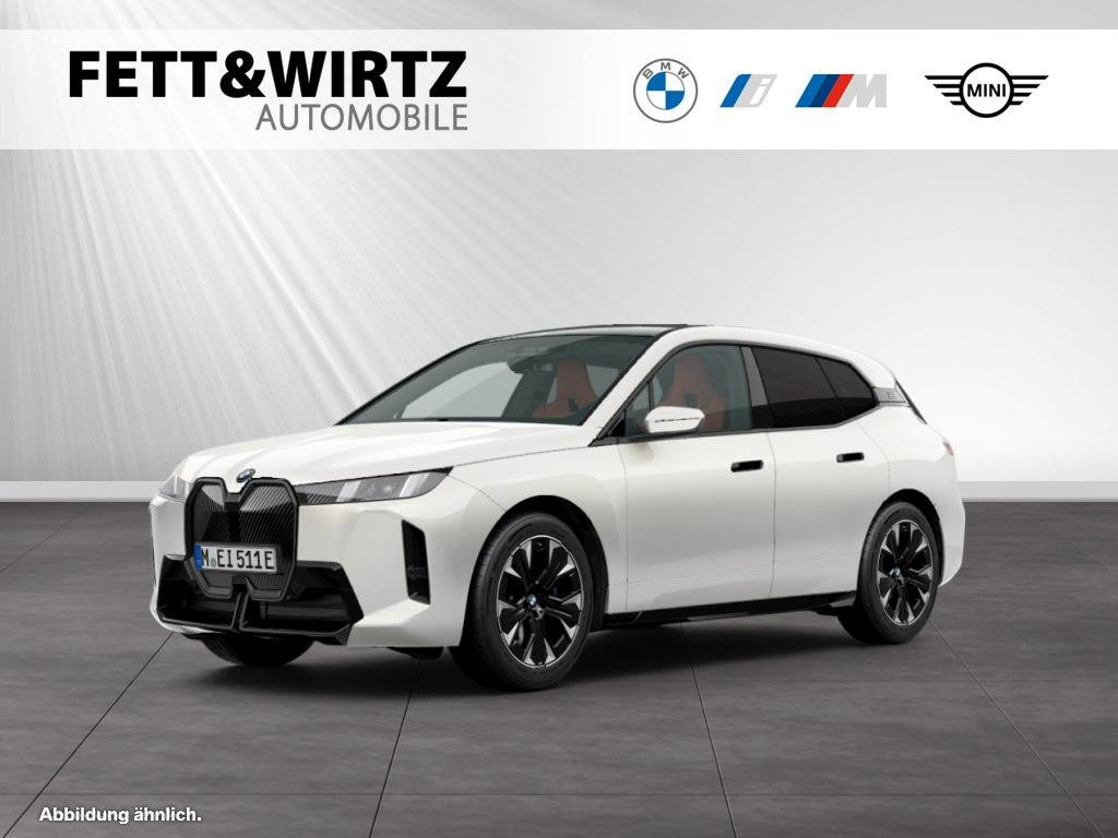BMW iX xDrive45