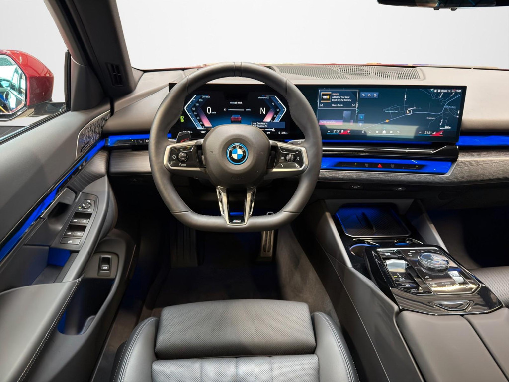 BMW i5