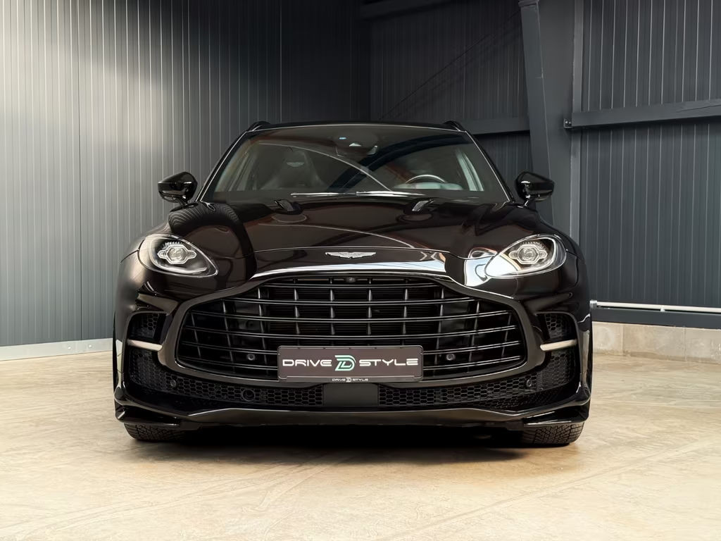Aston Martin DBX