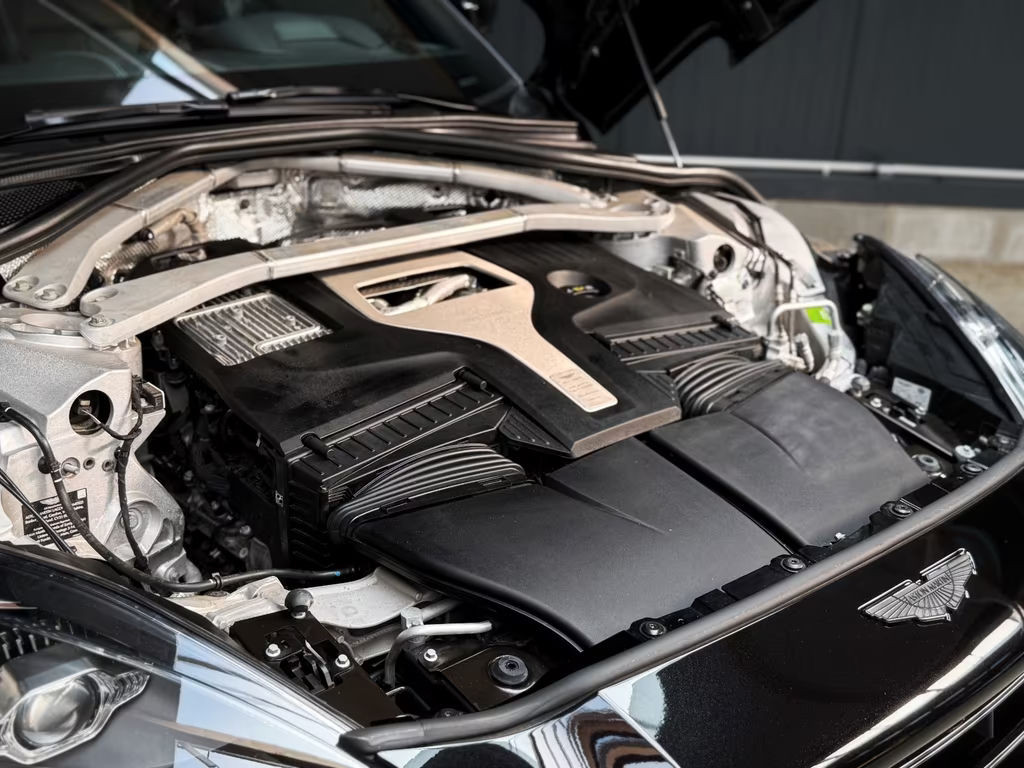 Aston Martin DBX