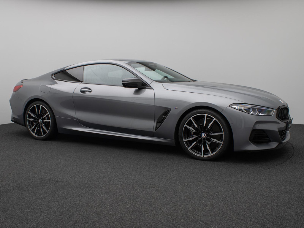 BMW M850