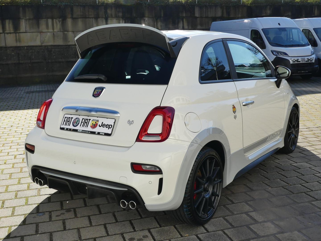 Abarth 695