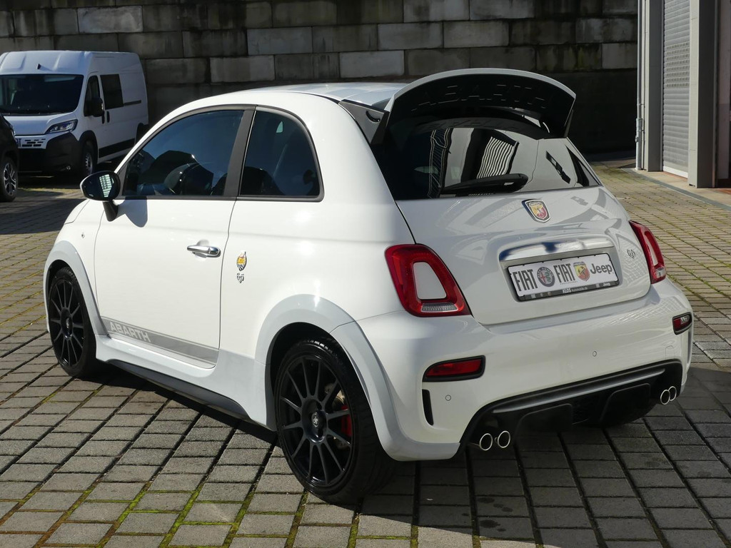 Abarth 695