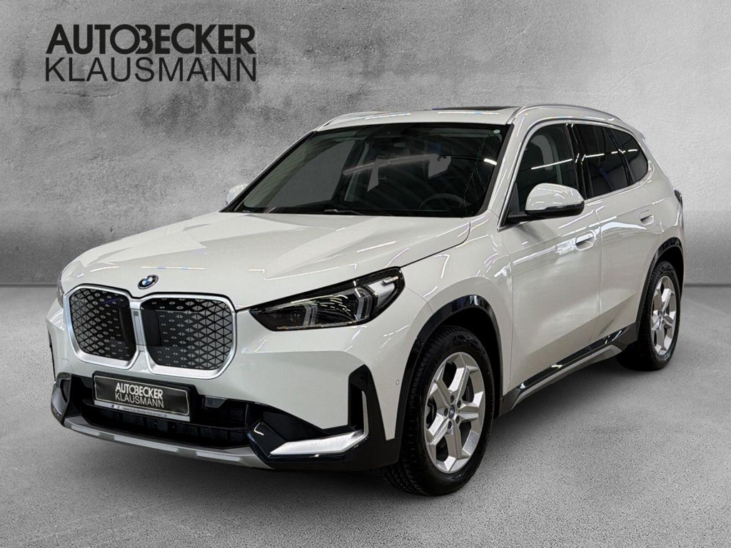 BMW iX1 xDrive30